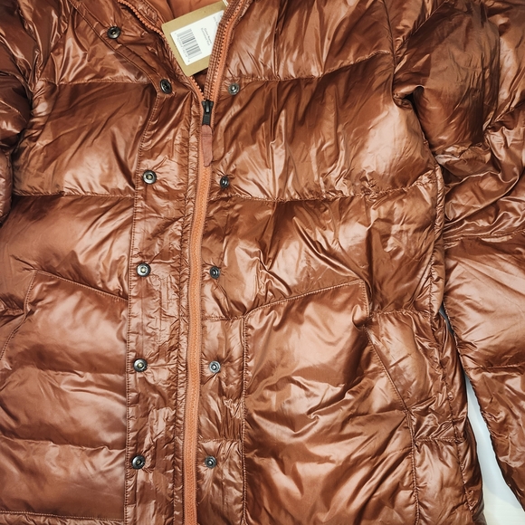 Womens' BNWT Patagonia Raven Rocks Puffer, Size Small, Burnished Red - Picture 5 of 6